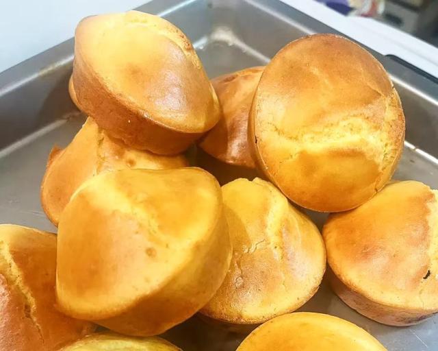 厨房｜老式脆皮鸡蛋糕爱游戏app入口美食(图1)