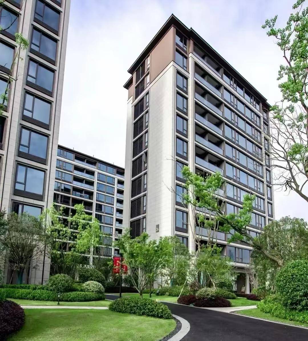 话→楼盘百科→首页网站→楼盘百科→首页网站→处24小时热线ayx爱游戏app金茂璞元售楼处电话→金茂璞元售楼中心电(图16)