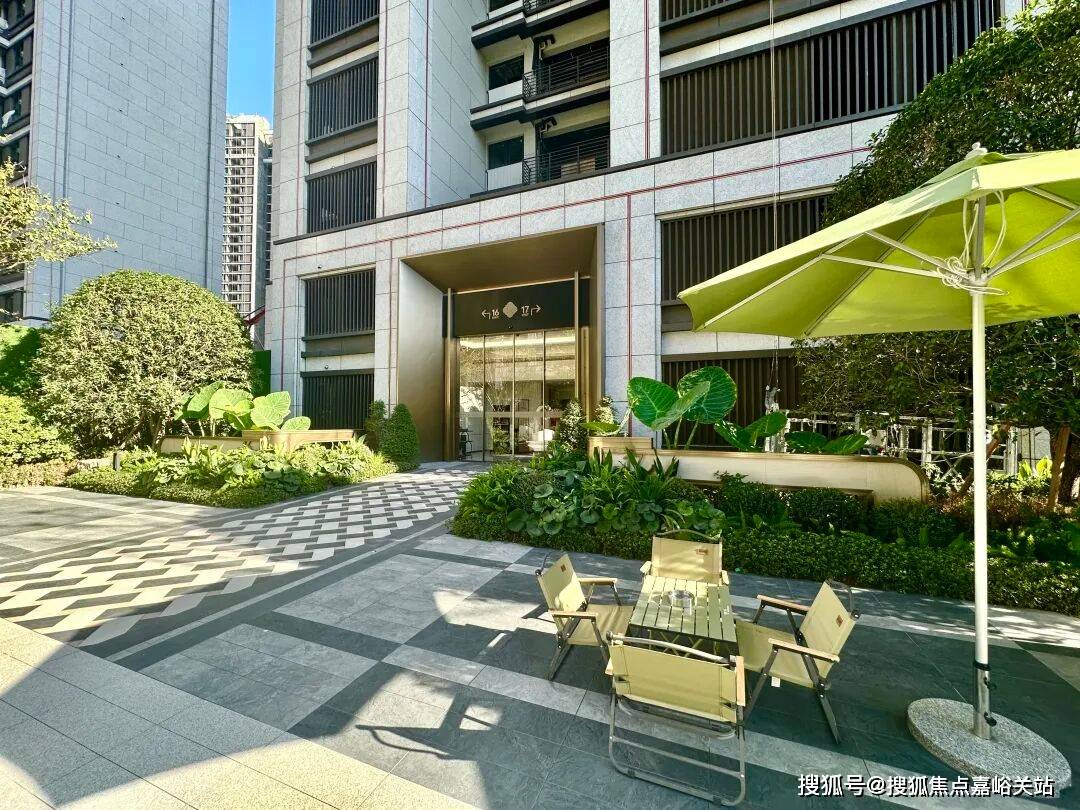 - 环境户型价格地址楼盘详情配套电话交房时间配套电话交房时间爱游戏app静安玺樾 (售楼处) 首页 - 静安玺樾销售中心(图13)